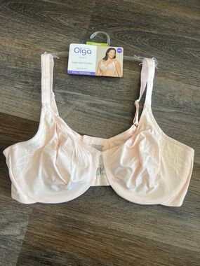 (42) NWT Olga Super Soft Comfort Minimizer Bra